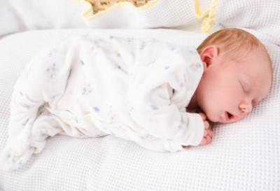 Почему возникает молочница у ребенка и ее характерные симптомы
