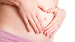 Беременность по триместрам: развитие плода и ощущения женщины