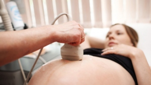 Многоводие у беременных: причины и последствия