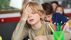 Ребенок устает после школы: причины и как помочь